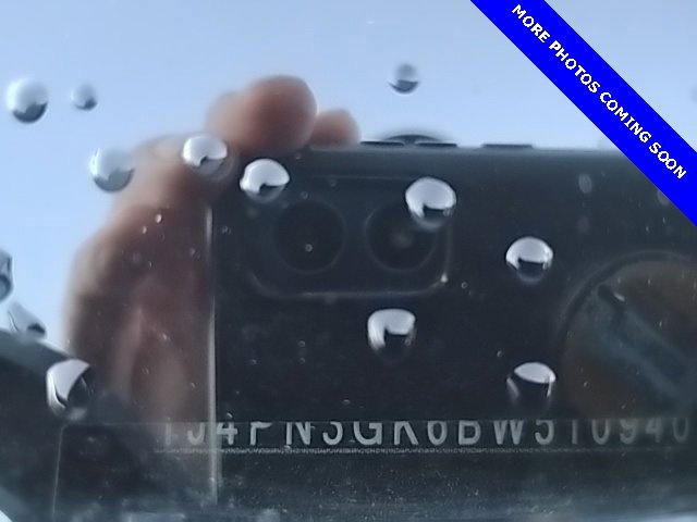 Used 2011 Jeep Liberty Renegade image 11