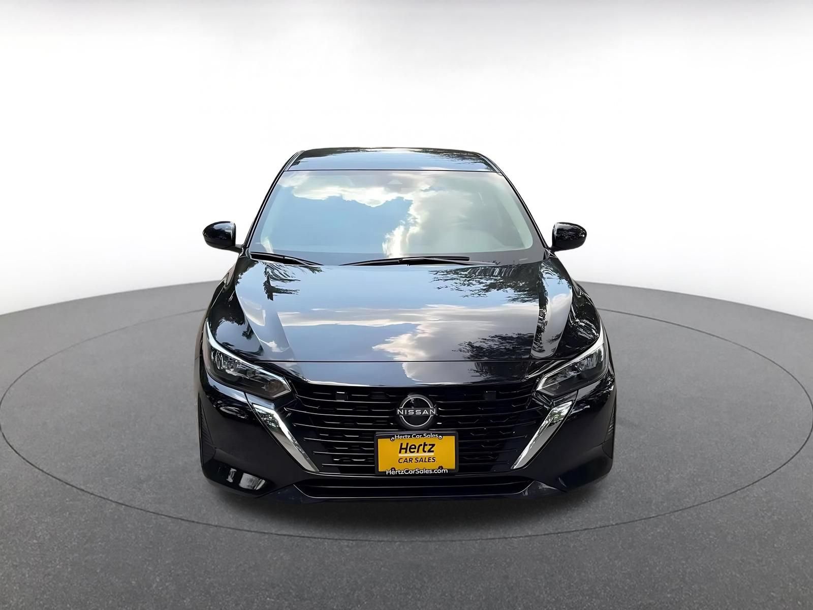 Used 2025 Nissan Sentra SV FWD image 4