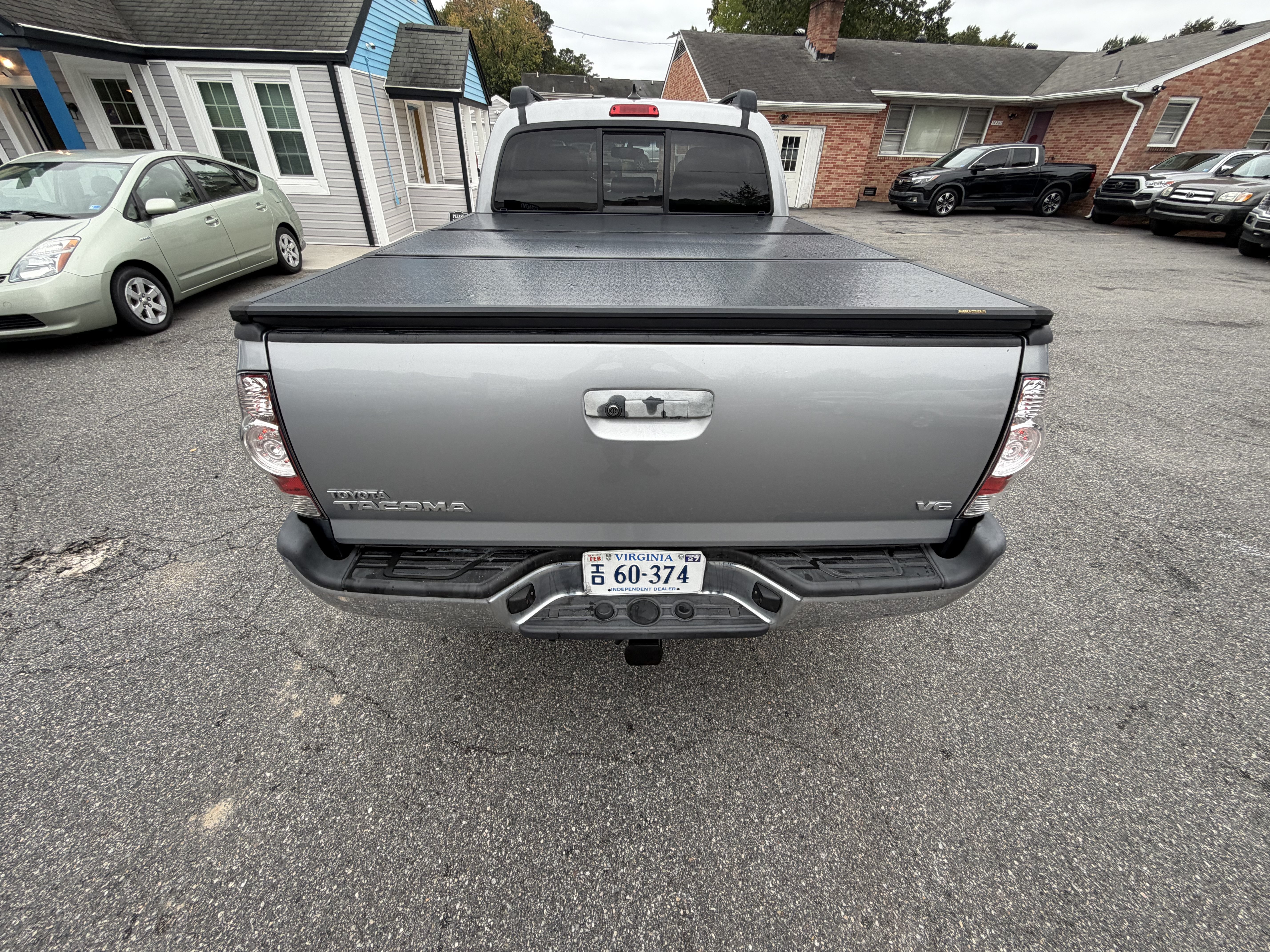 Used 2015 Toyota Tacoma 4x4 Double Cab w/ Limited Package image 8