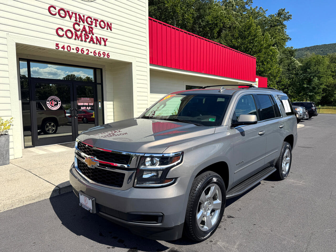 Used 2018 Chevrolet Tahoe LS w/ All-Season Package image 1