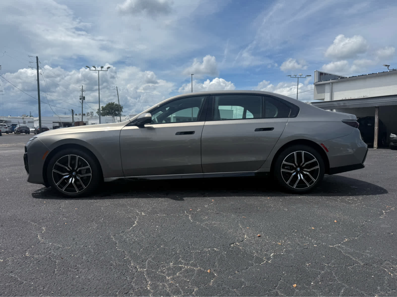 Used 2026 BMW 740i xDrive AWD/4WD image 5