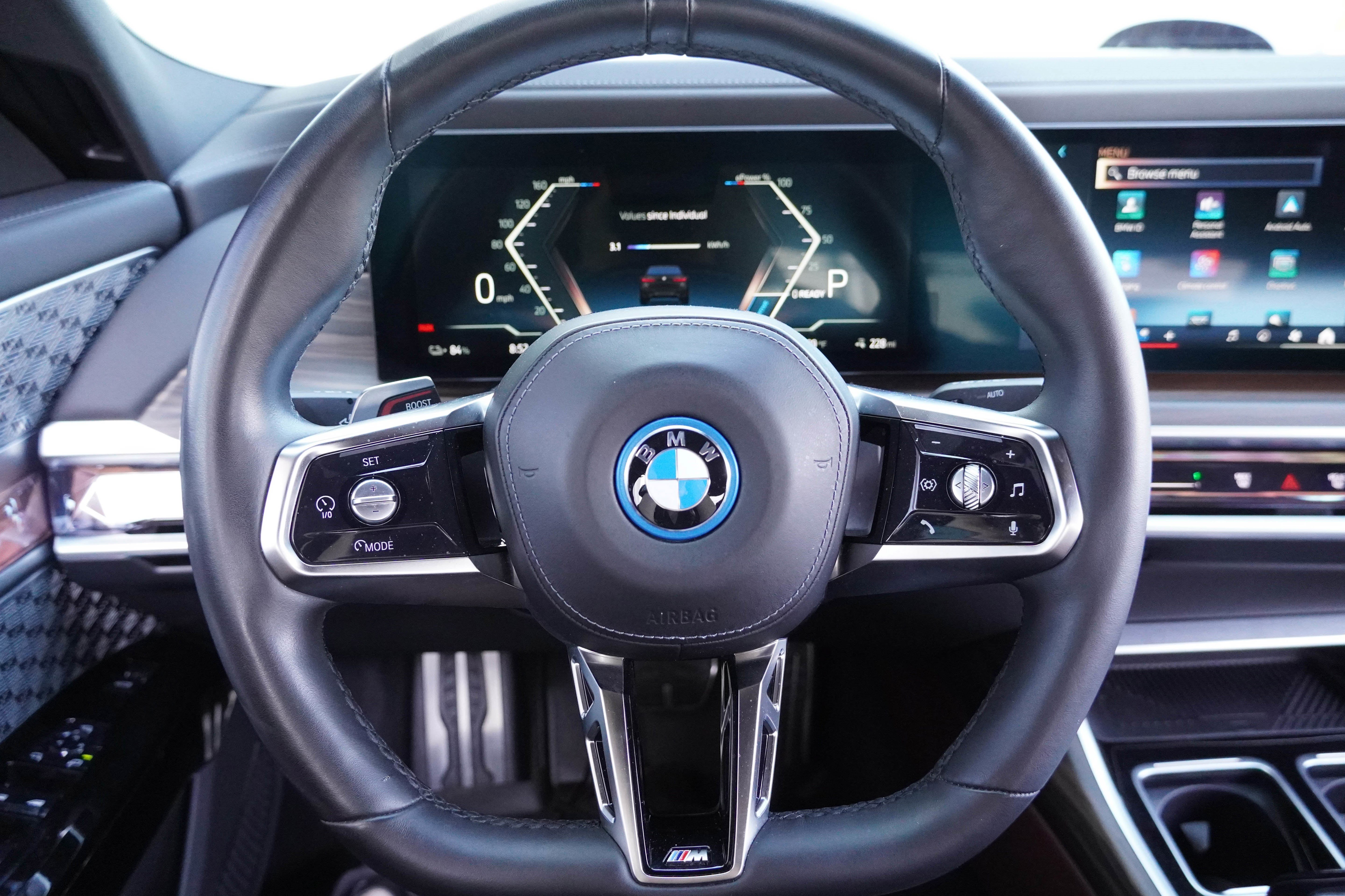 Certified 2023 BMW i7 xDrive60 w/ Executive Package 2 AWD/4WD image 18