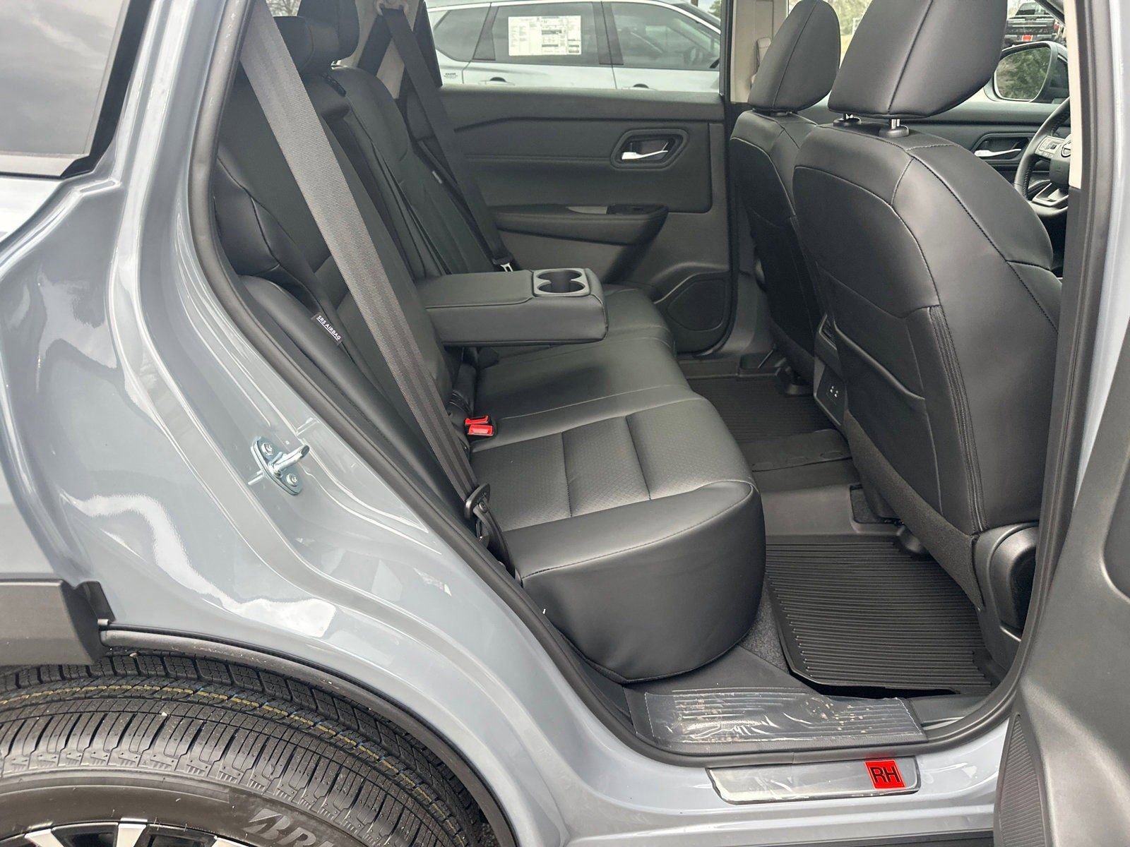 New 2026 Nissan Rogue Dark Armor image 15