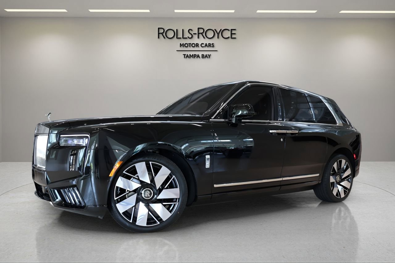 New 2026 Rolls-Royce Cullinan AWD/4WD image 1