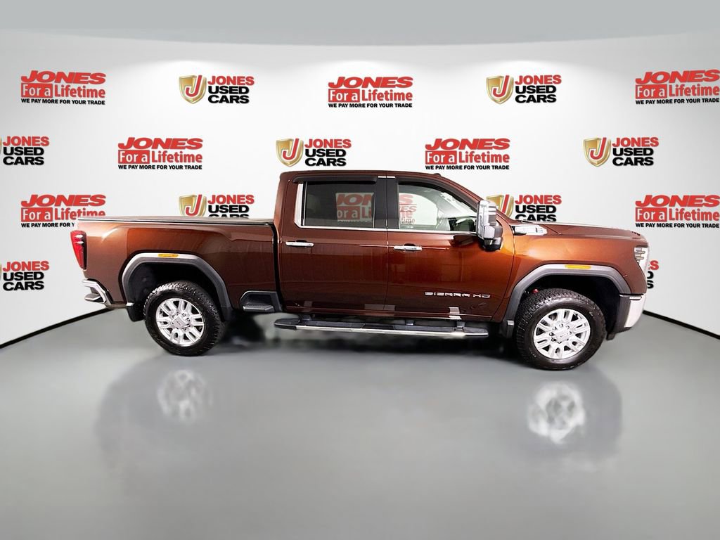 Used 2024 GMC Sierra 2500 SLT w/ SLT Premium Package image 17