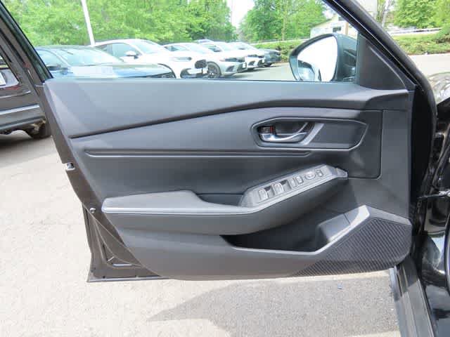 Used 2024 Honda Accord Sport image 14