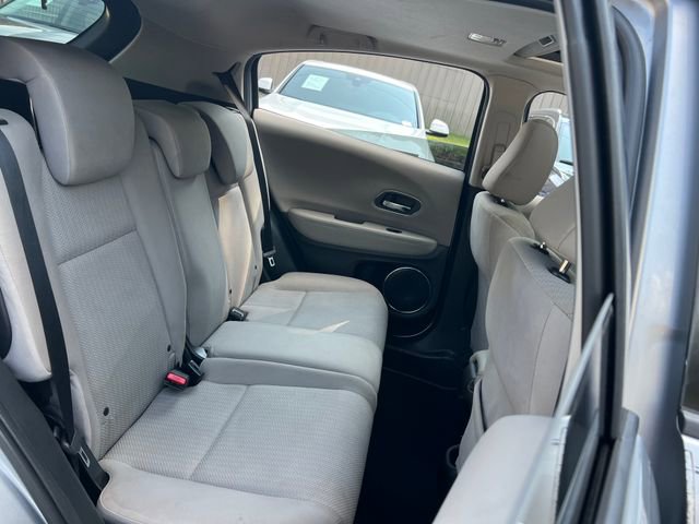 Used 2018 Honda HR-V EX image 28