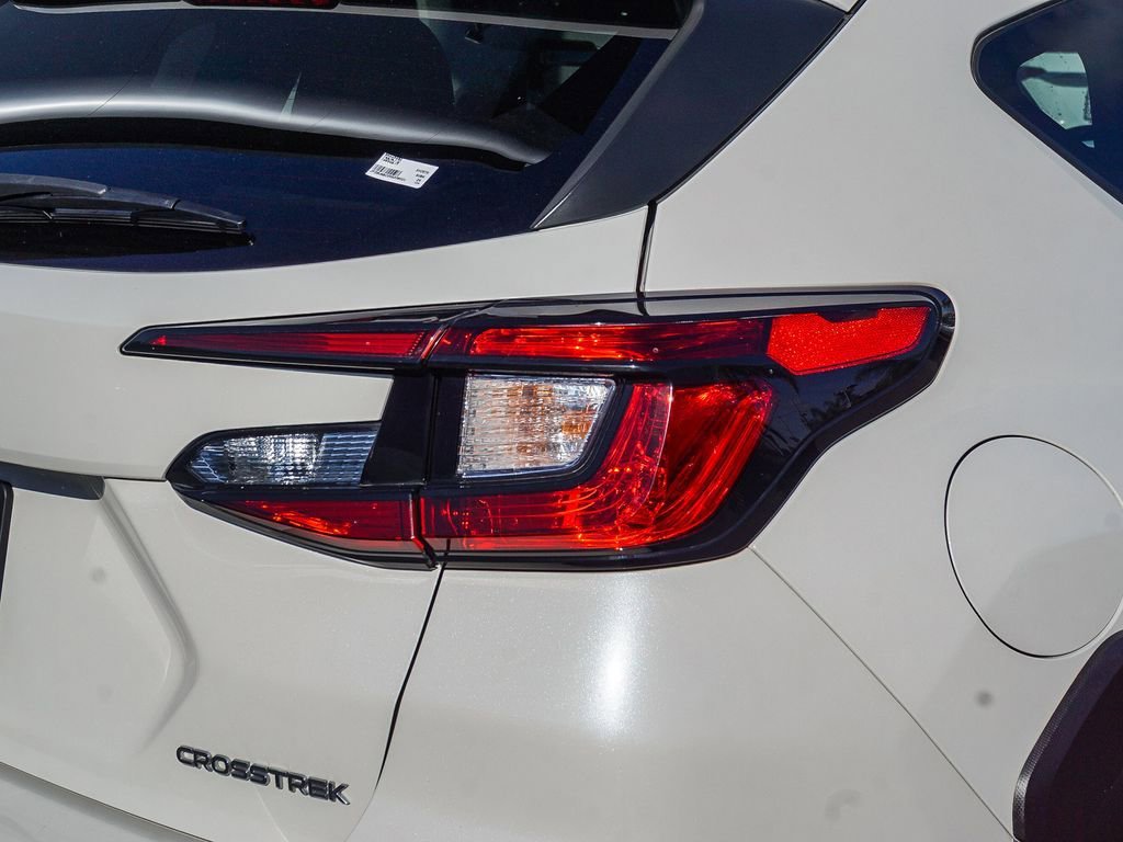 Used 2024 Subaru Crosstrek 2.0i AWD/4WD image 9