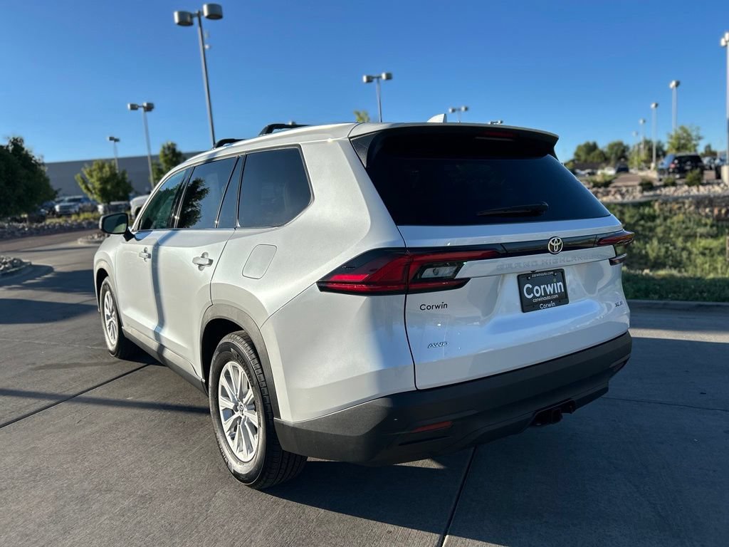 Used 2026 Toyota Grand Highlander AWD image 6
