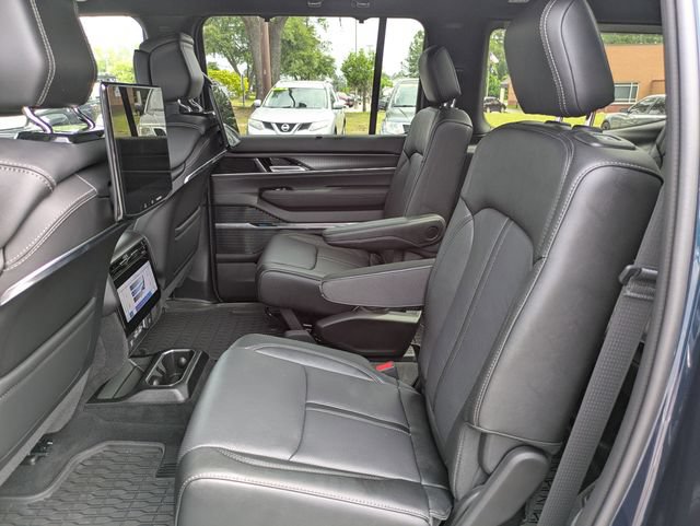 New 2026 Jeep Grand Wagoneer Summit w/ Rear Seat Video Group I AWD/4WD image 15