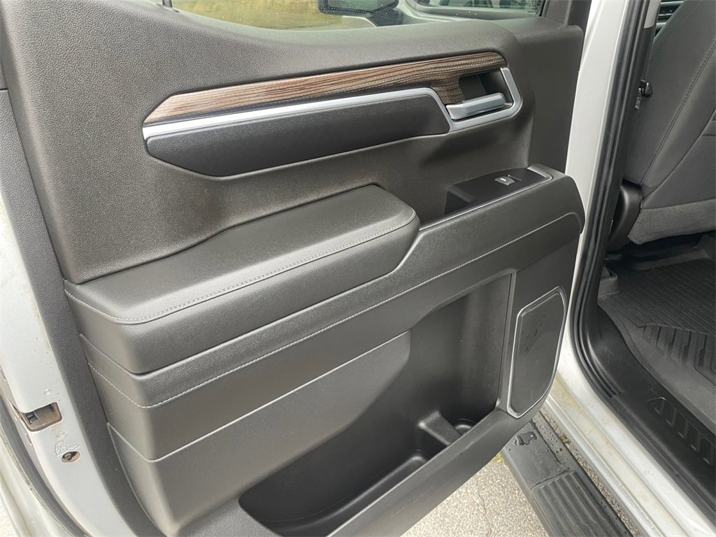 Used 2022 Chevrolet Silverado 1500 RST image 19