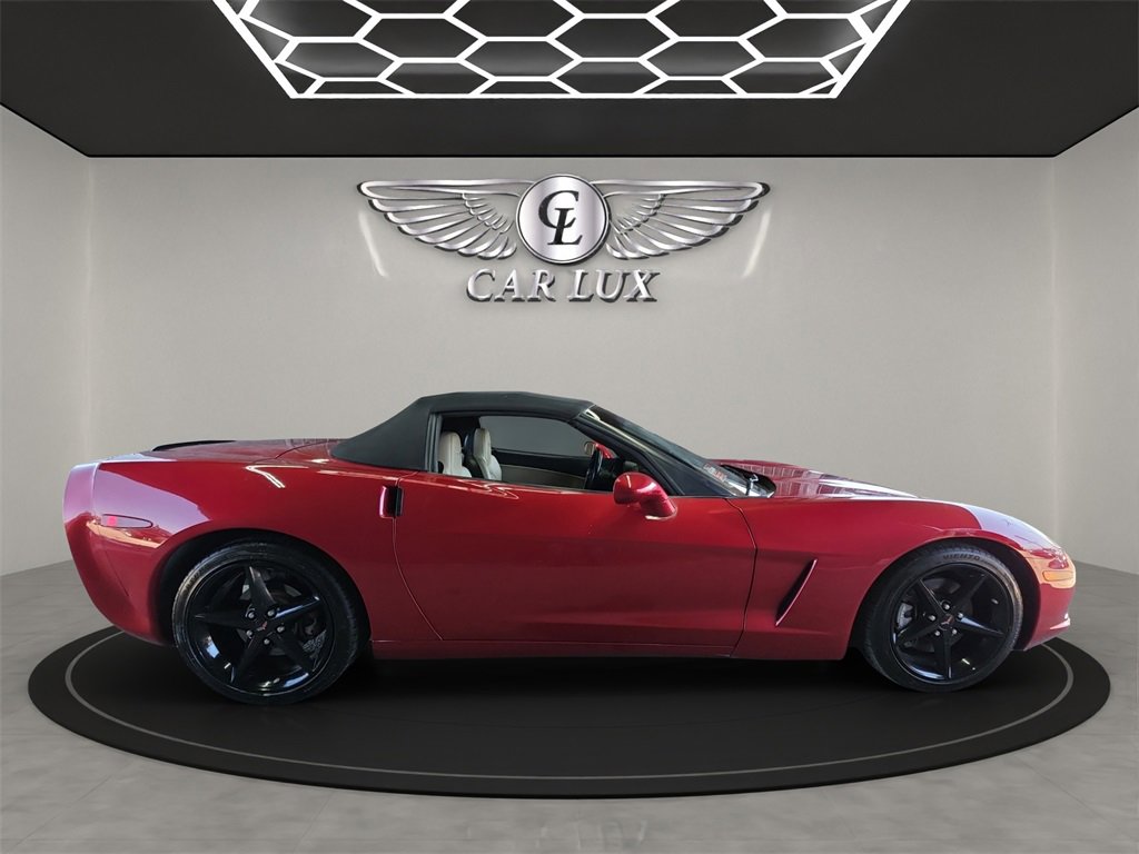 Used 2012 Chevrolet Corvette Convertible w/ 3LT Preferred Equipment Group image 7