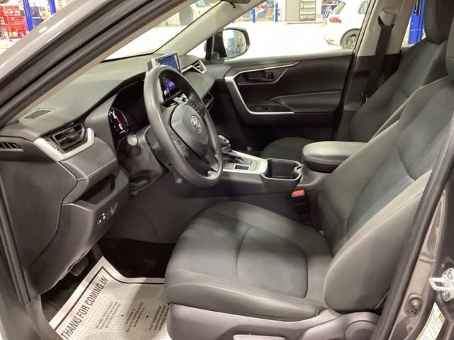 Used 2023 Toyota RAV4 LE image 22