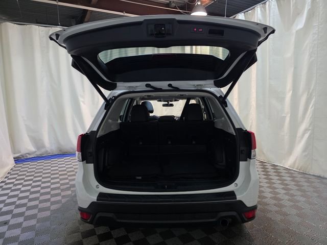 Used 2023 Subaru Forester Limited image 36