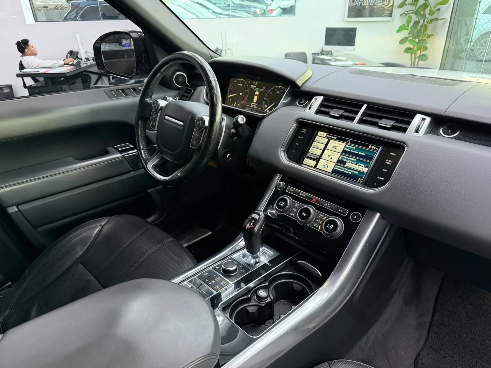 Used 2015 Land Rover Range Rover Sport HSE AWD/4WD image 17