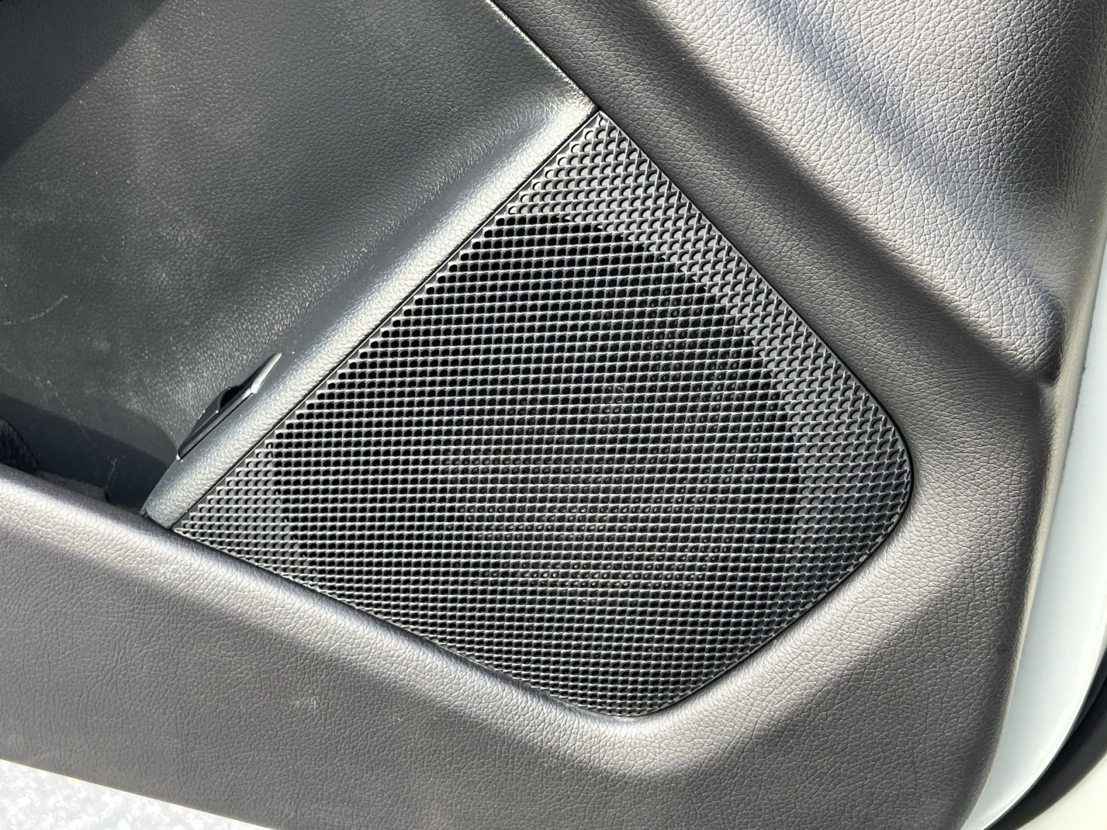 Used 2018 Mercedes-Benz GLA 250 4MATIC image 34