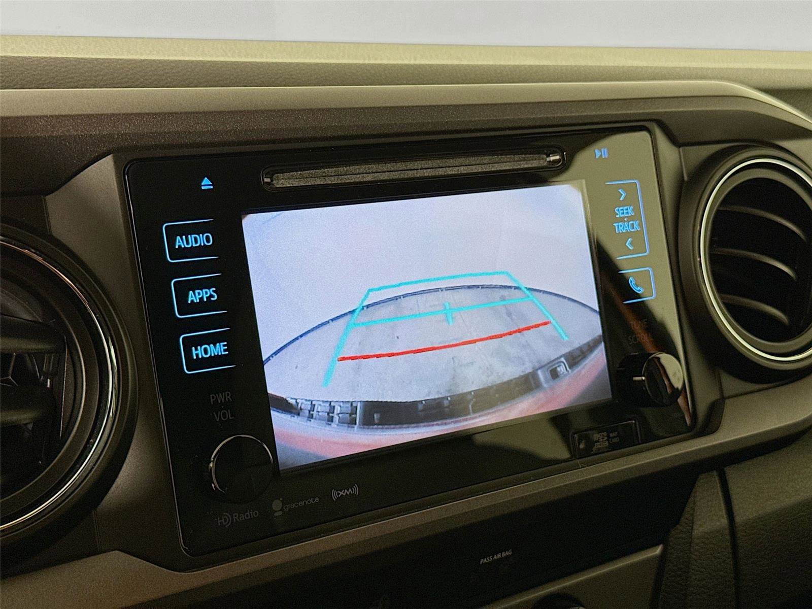 Used 2018 Toyota Tacoma TRD Sport image 15