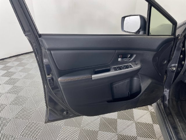 Used 2016 Subaru Crosstrek 2.0i Limited AWD/4WD image 11