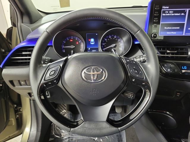 Used 2021 Toyota C-HR XLE FWD image 25