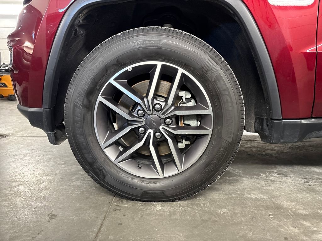 Used 2022 Jeep Grand Cherokee Limited w/ Tech Group image 28