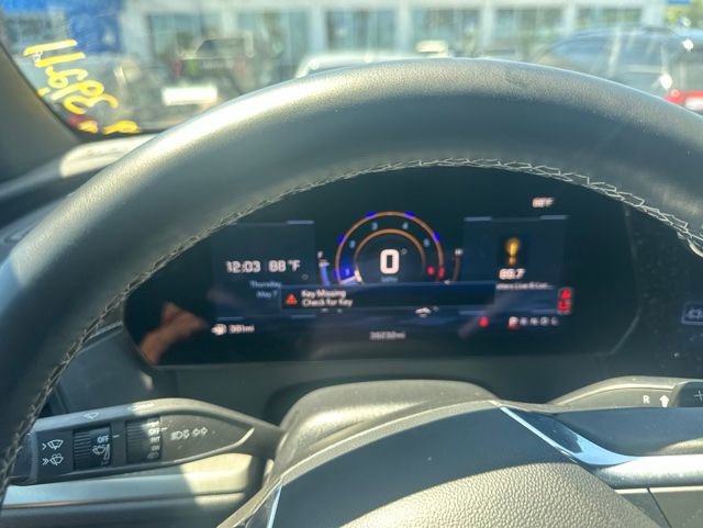 Used 2025 Chevrolet Traverse LT FWD image 21