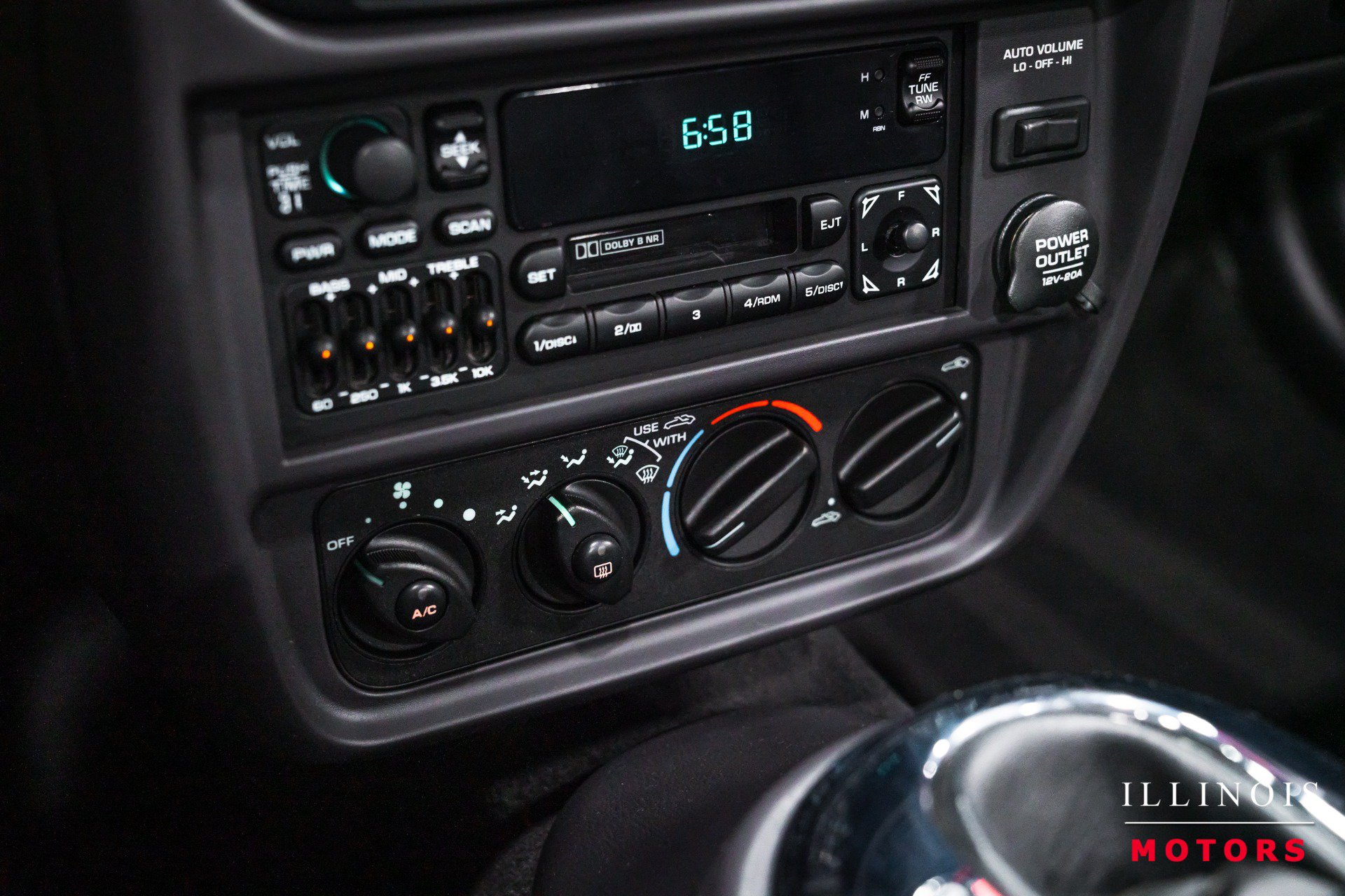 Used 2001 Chrysler Prowler RWD image 23