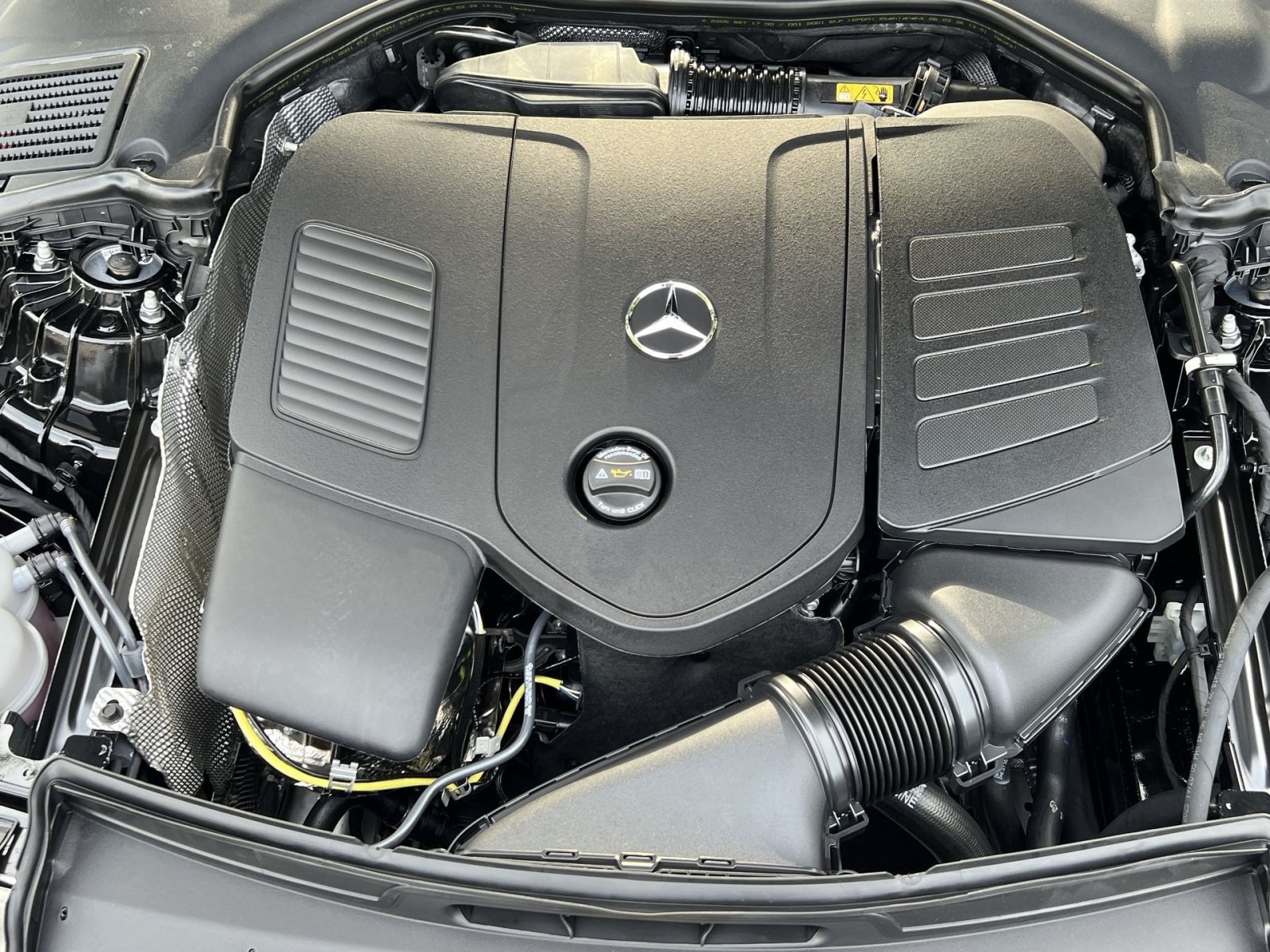 New 2026 Mercedes-Benz C 300 4MATIC Sedan image 34