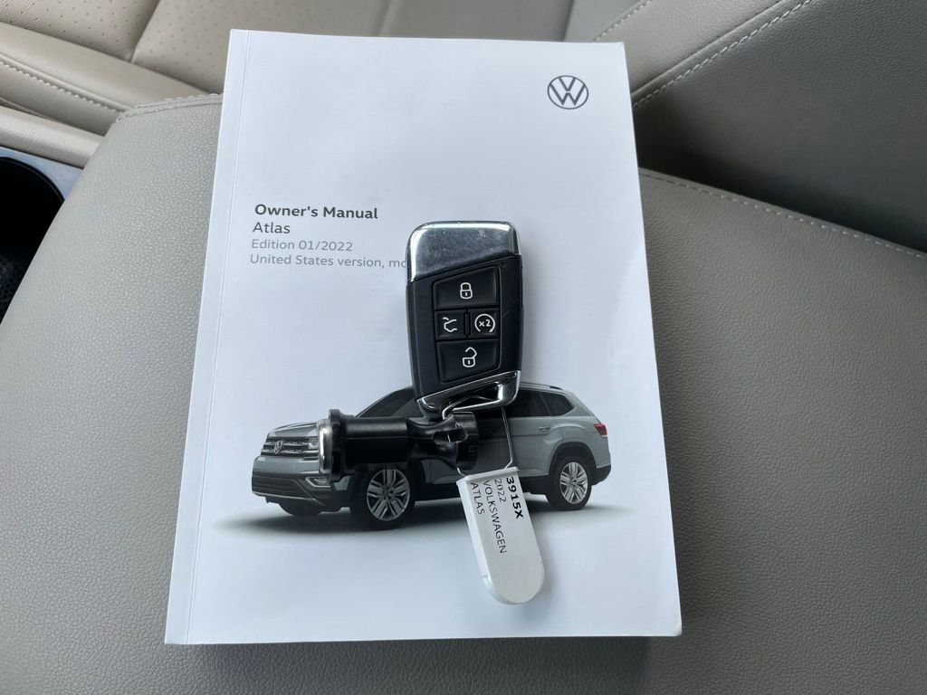 Used 2022 Volkswagen Atlas SE image 45