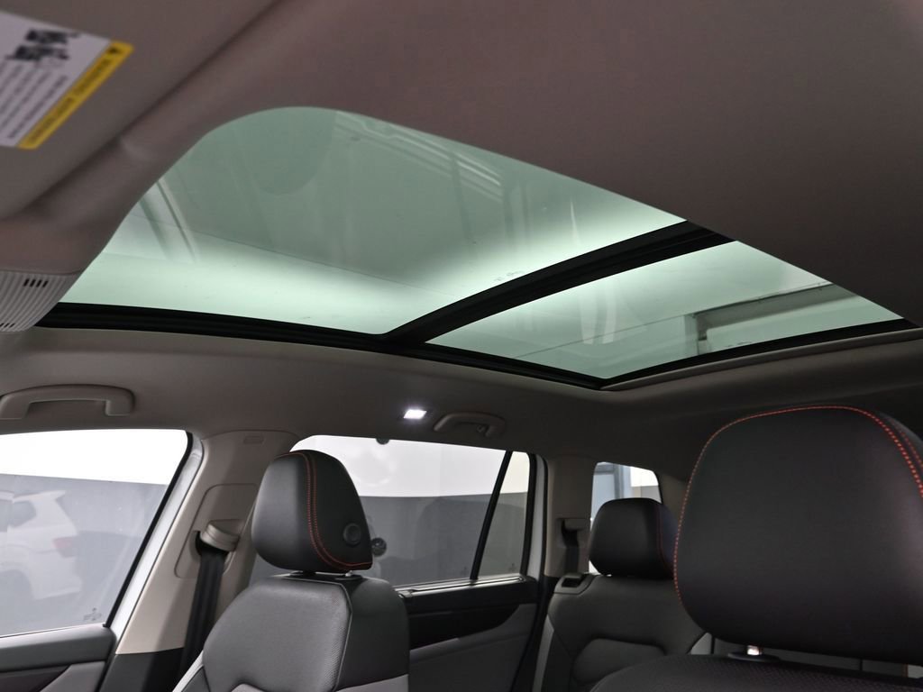 New 2025 Volkswagen Atlas Peak Edition SE image 14