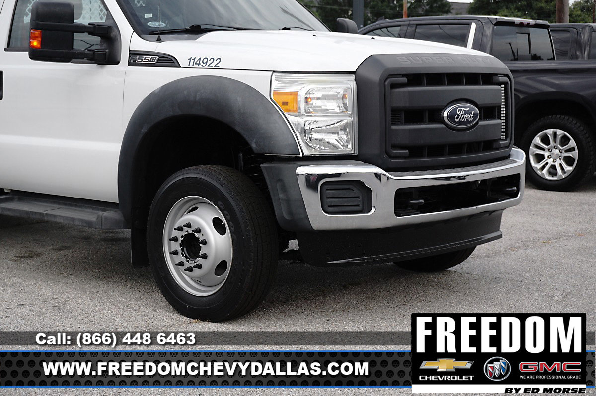 Used 2014 Ford F550 4x4 Regular Cab Super Duty image 4