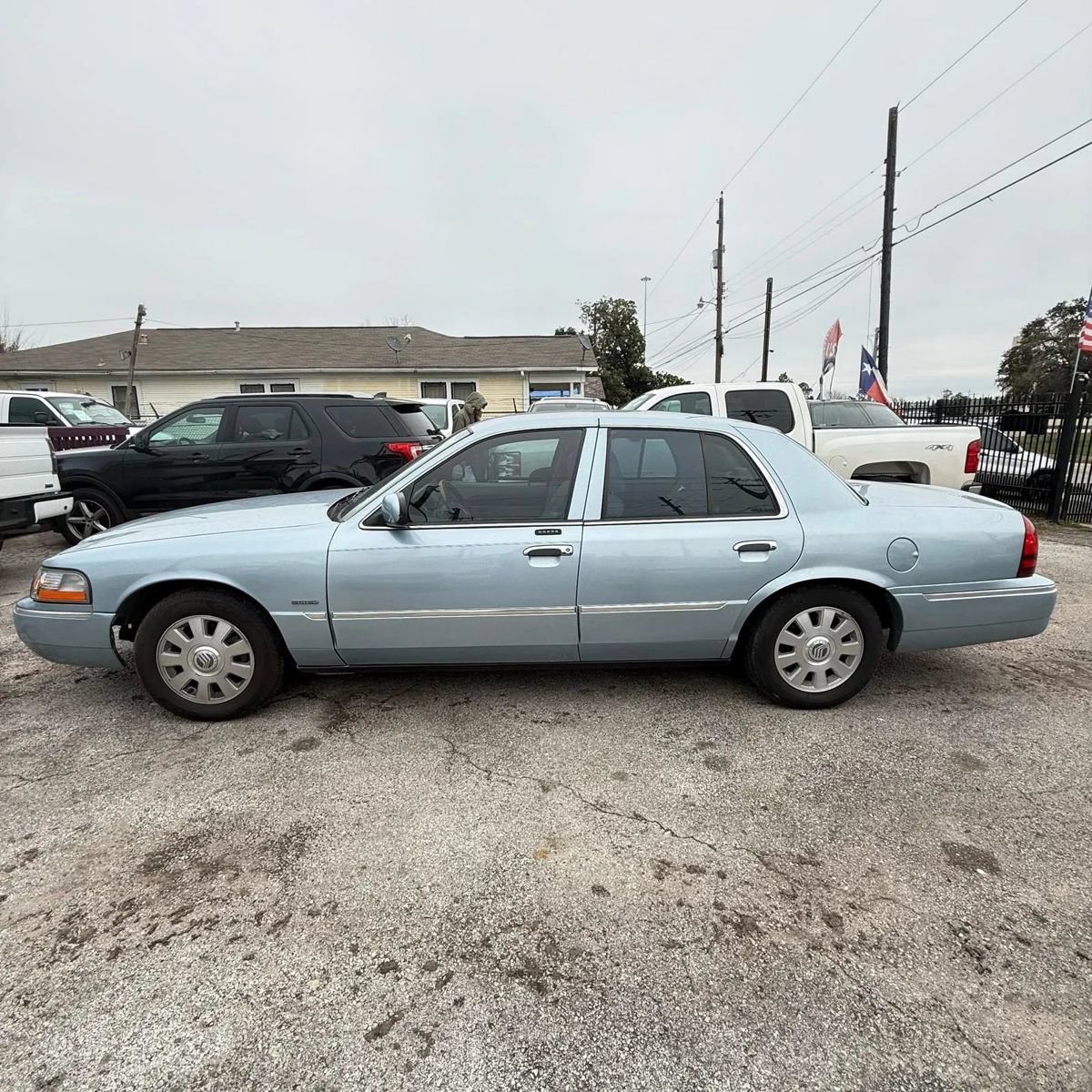 Used 2003 Mercury Grand Marquis LS RWD image 4