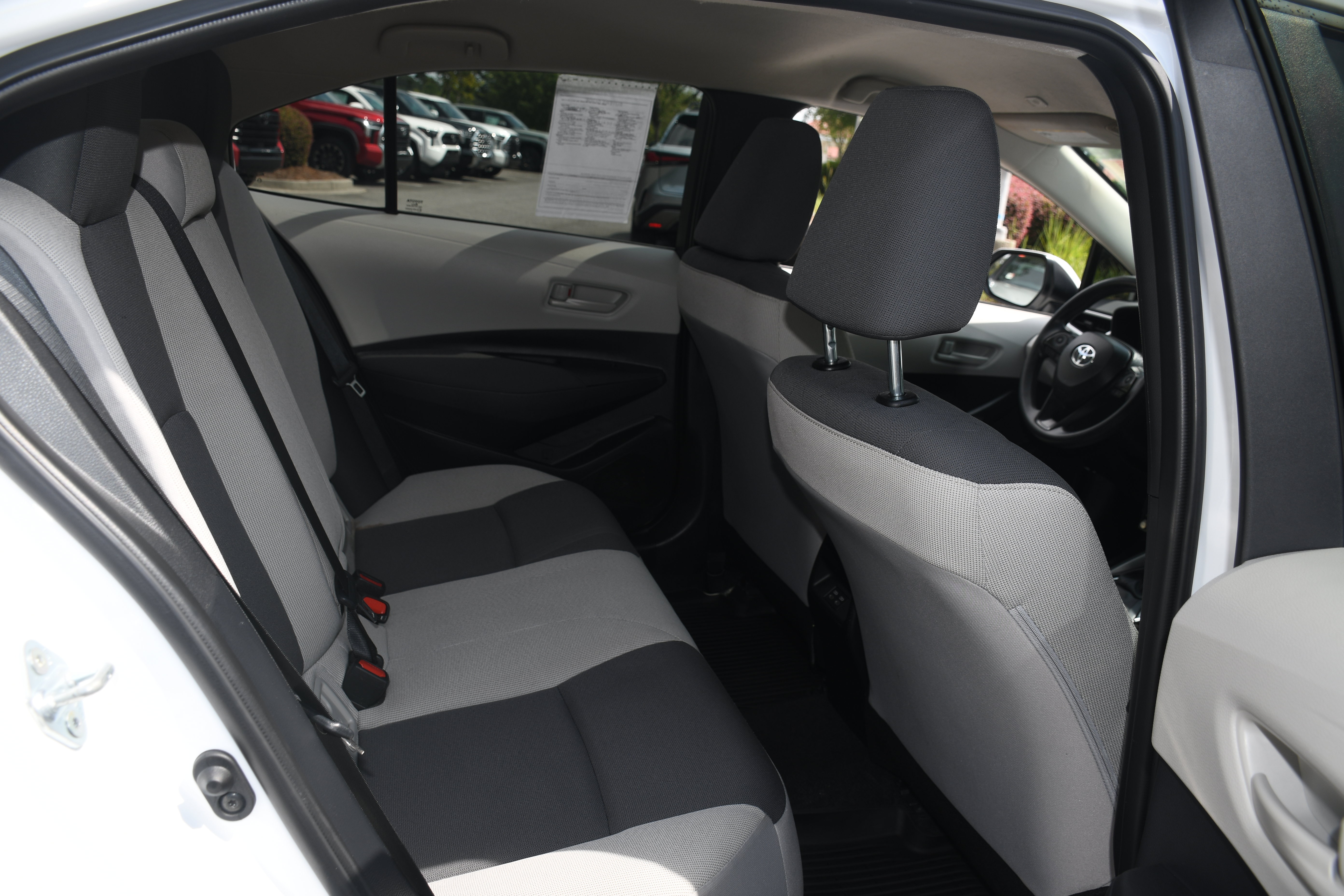 Certified 2025 Toyota Corolla LE FWD image 17