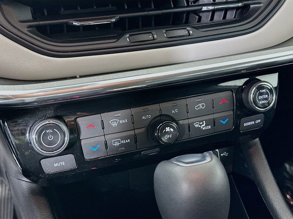 Certified 2024 Jeep Compass Limited AWD/4WD image 24