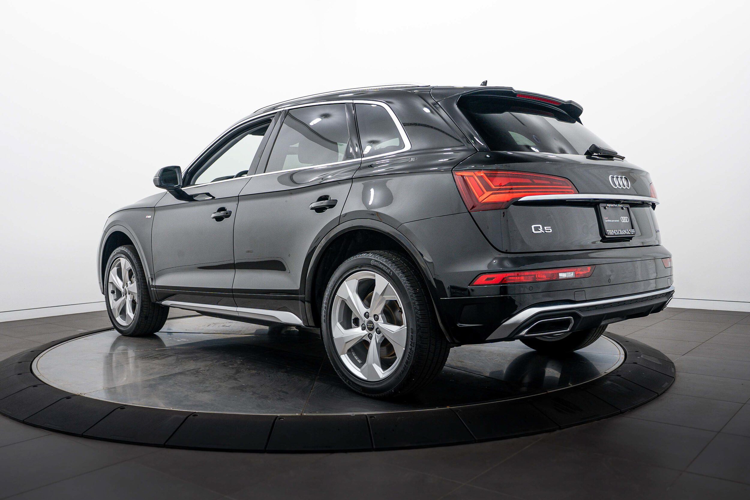 Certified 2023 Audi Q5 2.0T Premium Plus w/ Premium Plus Package AWD/4WD image 5