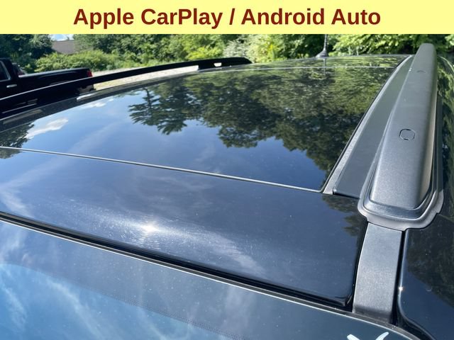 Used 2023 Jeep Renegade Latitude w/ Sun/Sound Group AWD/4WD image 9