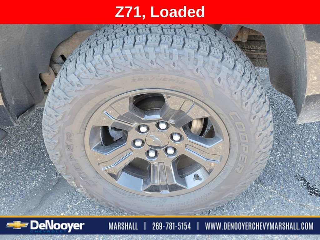 Used 2018 Chevrolet Suburban LT image 5