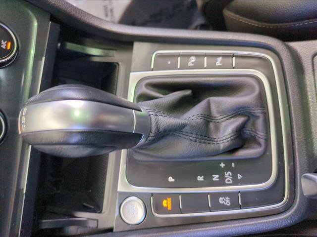 Used 2018 Volkswagen Golf Alltrack SEL image 12