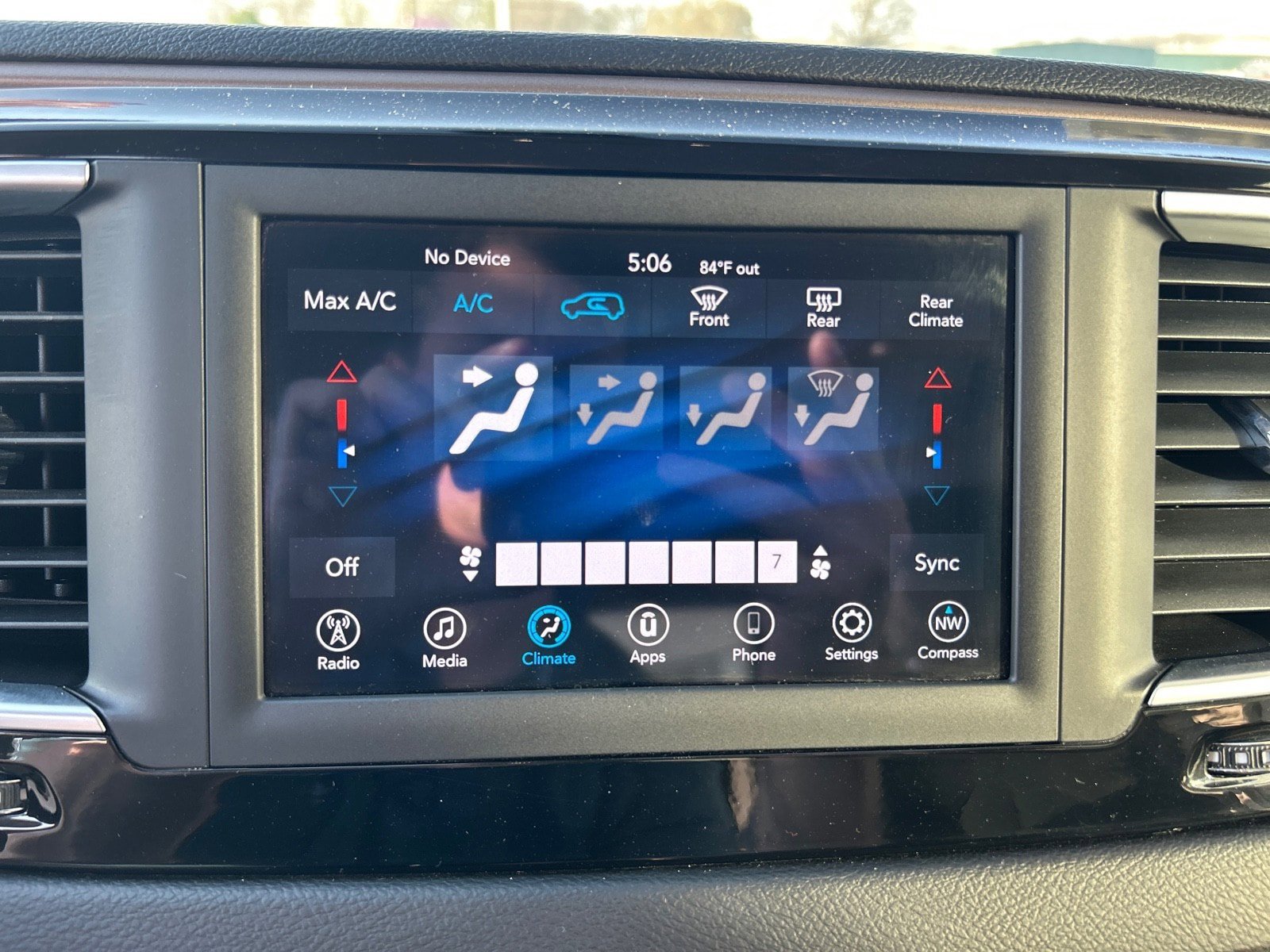 Used 2021 Chrysler Voyager LX image 25