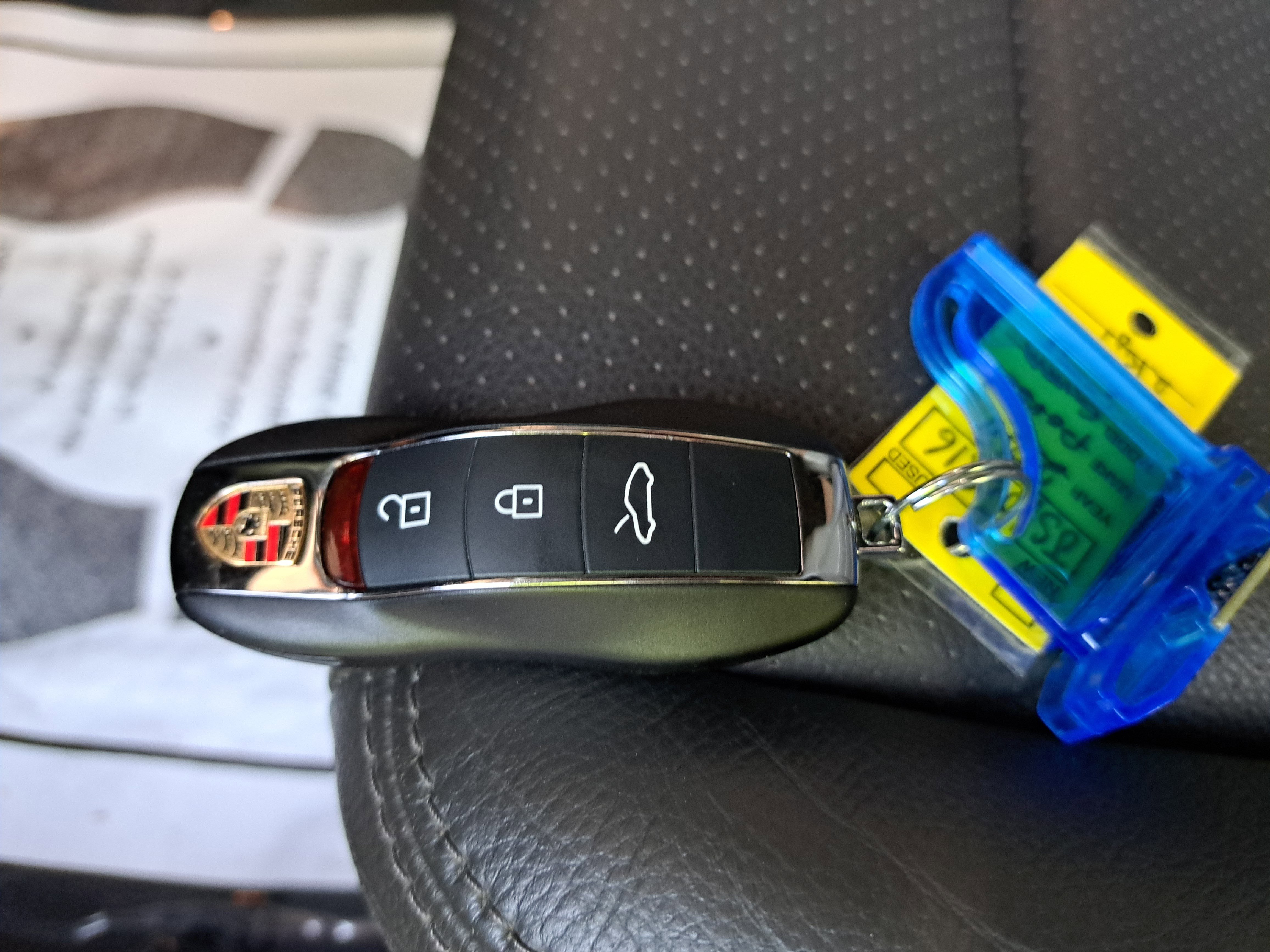 Used 2018 Porsche 911 Carrera RWD image 35