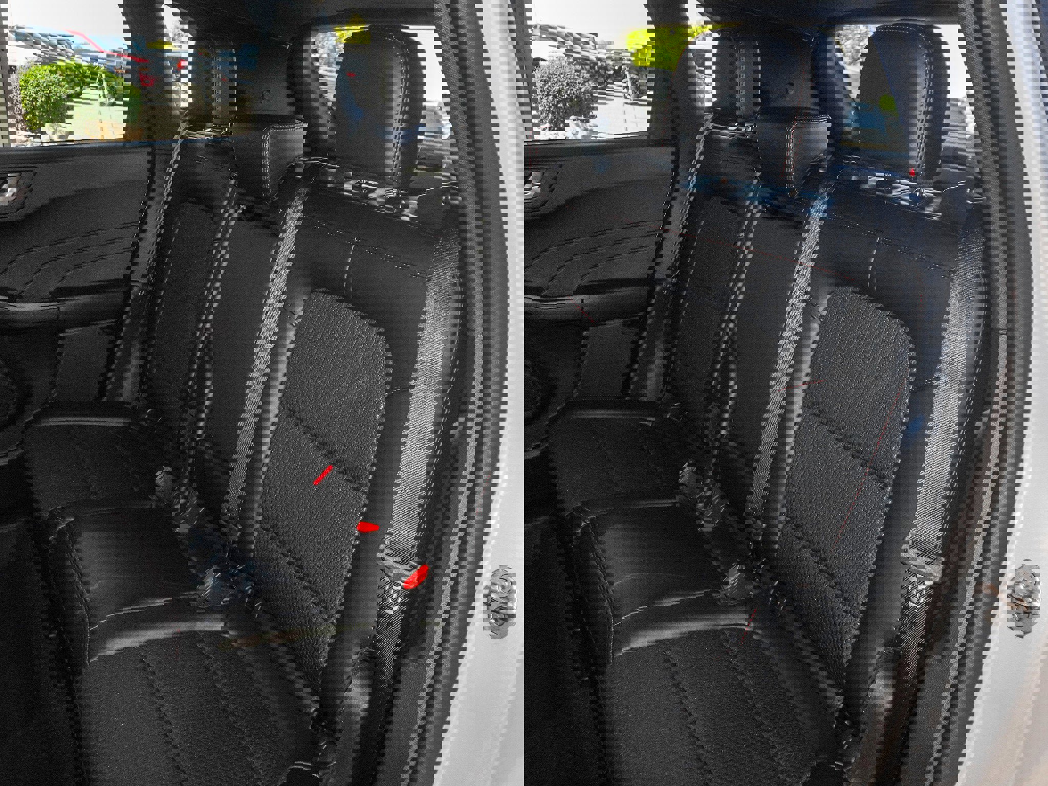 New 2025 Ford Escape ST-Line w/ Tech Pack #1 image 38