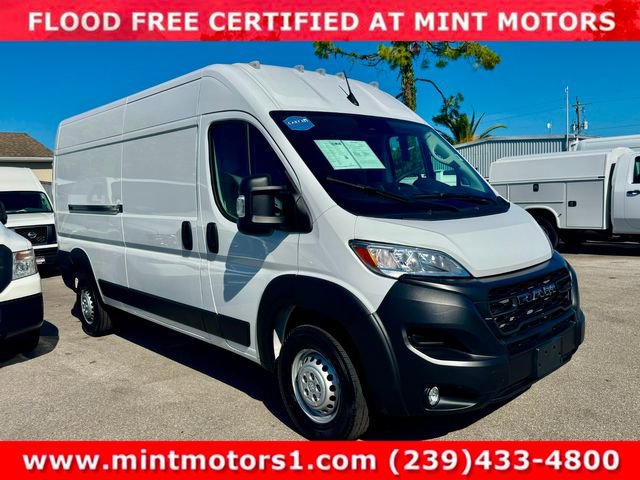 Used 2025 RAM ProMaster 2500 w/ Convenience Group image 3