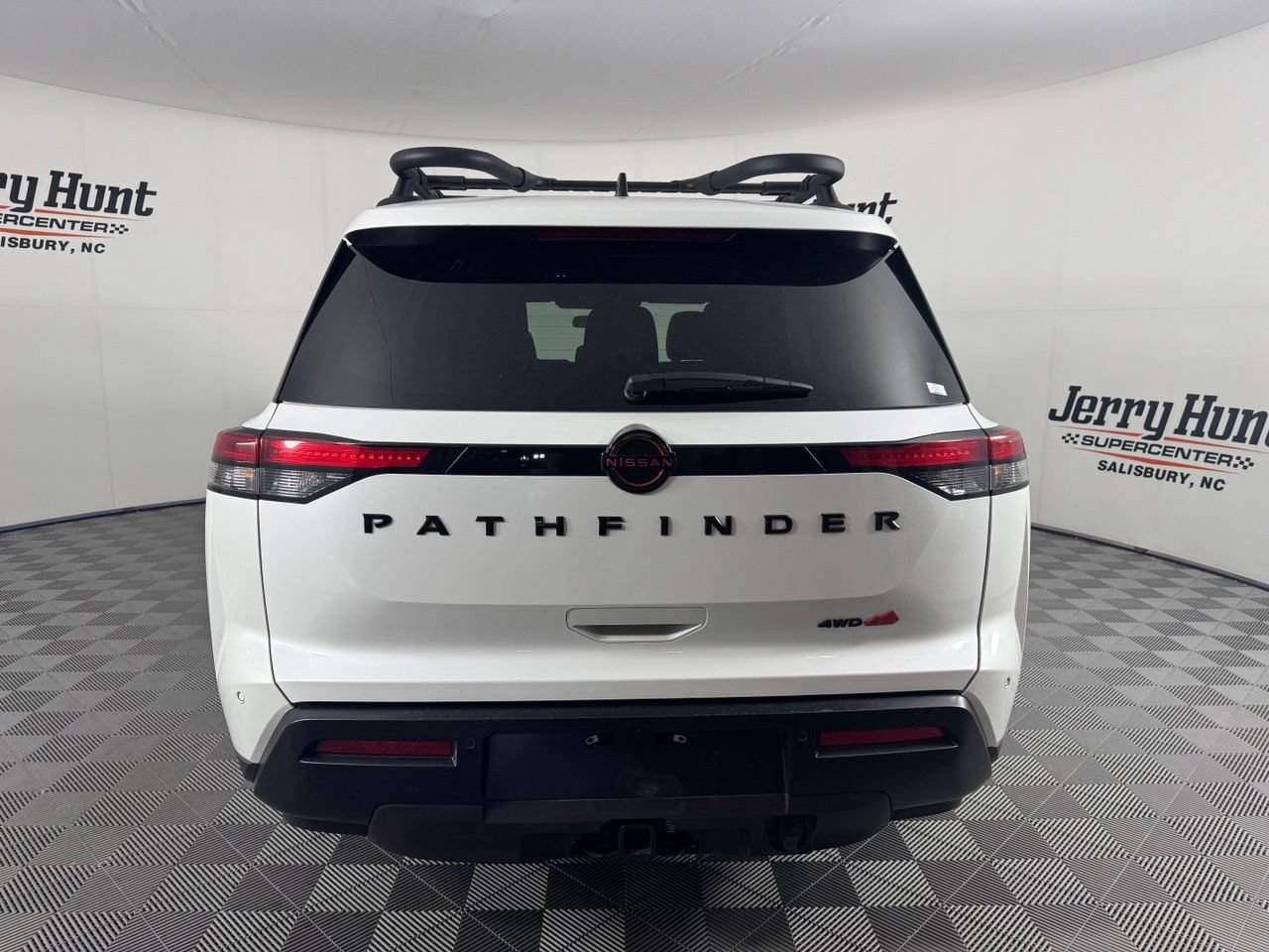 Used 2026 Nissan Pathfinder Rock Creek AWD/4WD image 7