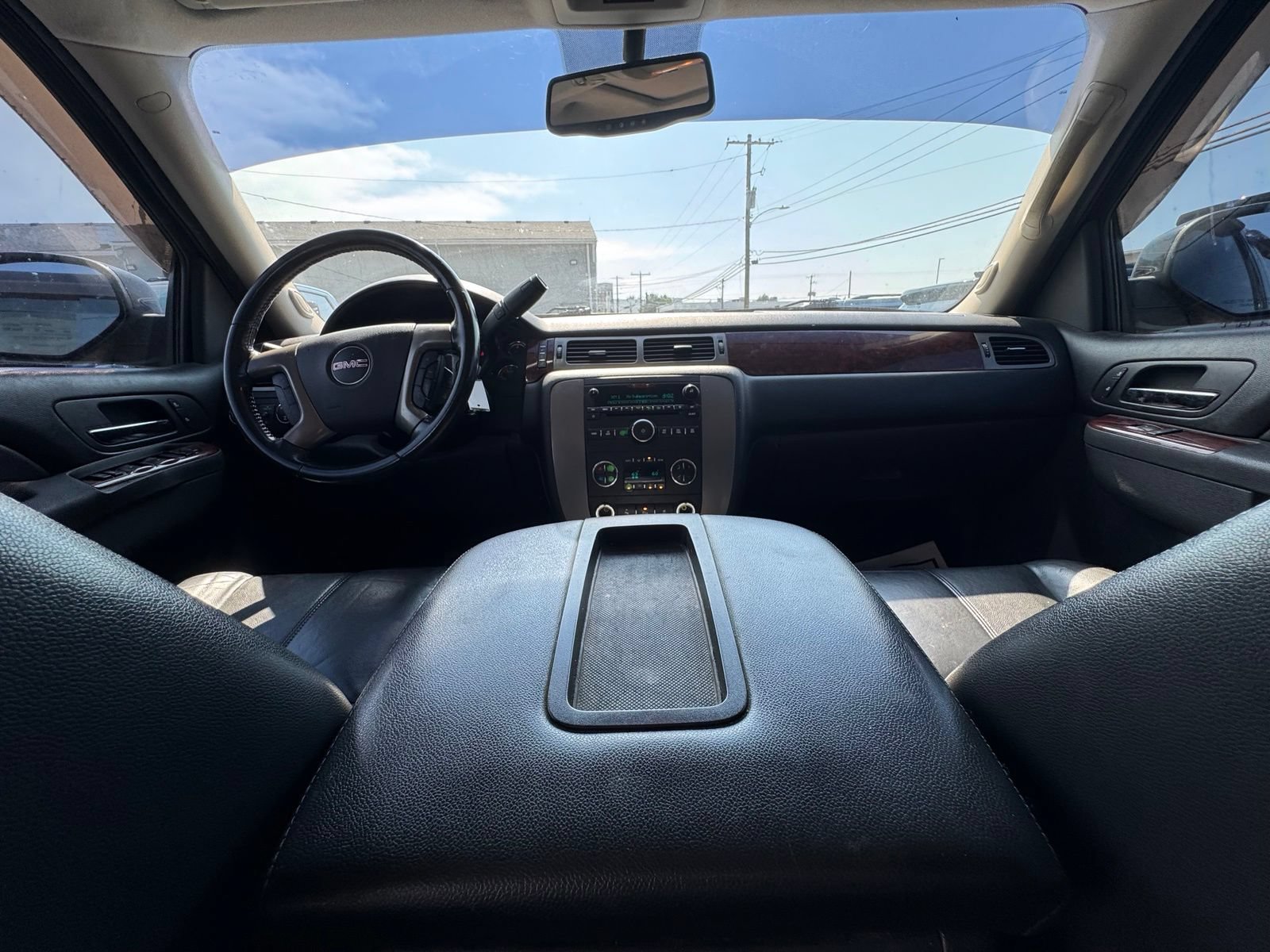 Used 2013 GMC Yukon XL SLT AWD/4WD image 23