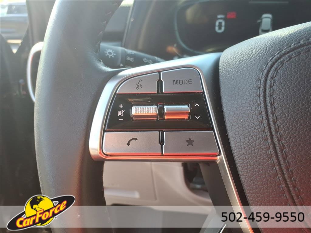 Used 2025 Kia Telluride S image 24