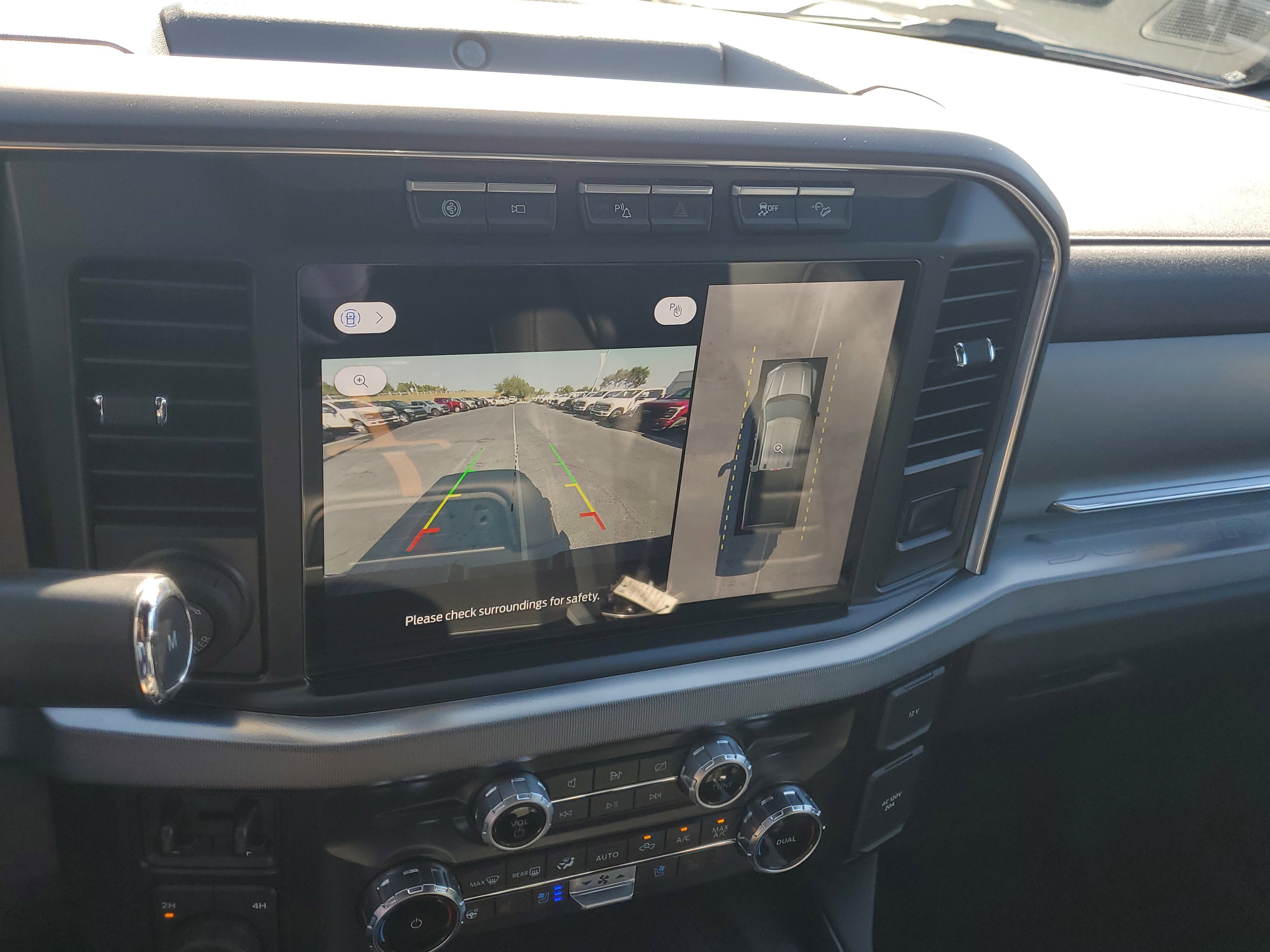 Used 2024 Ford F250 Platinum image 27