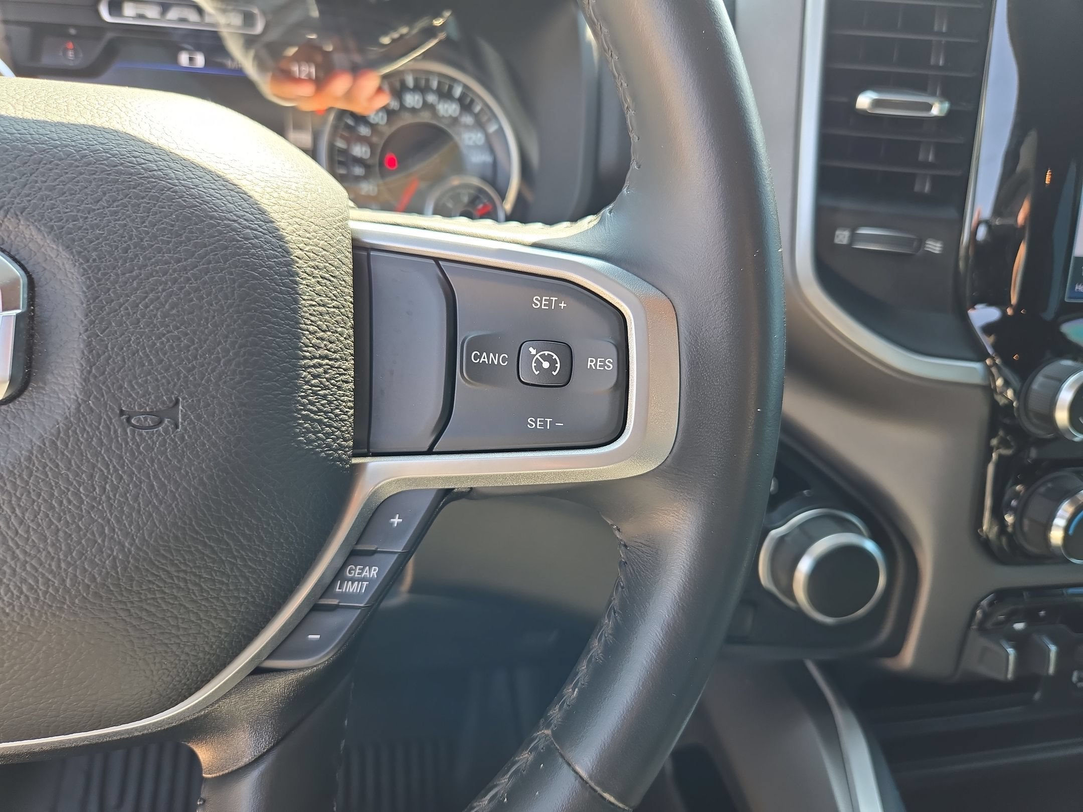 Used 2022 RAM 1500 Big Horn RWD image 22