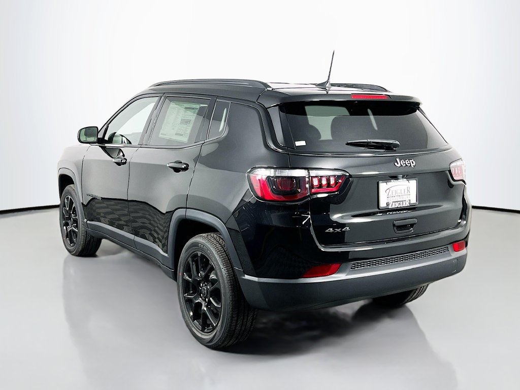 New 2026 Jeep Compass Latitude AWD/4WD image 5