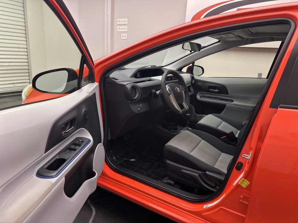 Used 2012 Toyota Prius C Three FWD image 5