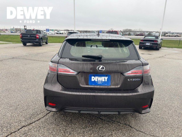 Used 2016 Lexus CT 200h w/ Navigation Package image 7