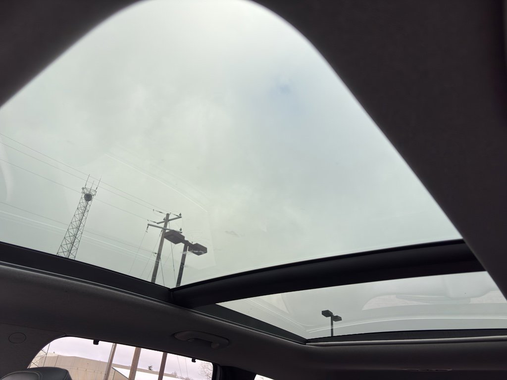 Used 2023 Hyundai Santa Fe Limited image 29